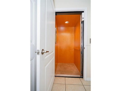 Take out your home checklist--this one-owner Arbor Greene