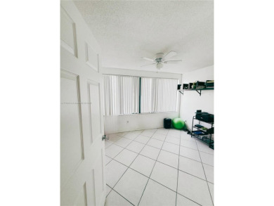 Move-in ready first-floor condo on the lake. This 2-bedroom