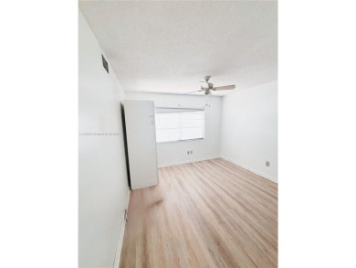 Move-in ready first-floor condo on the lake. This 2-bedroom