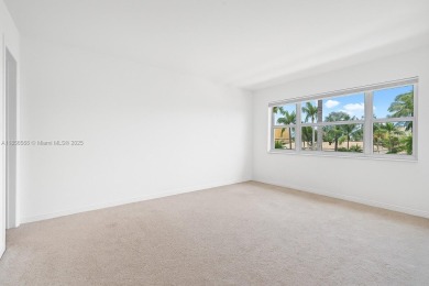 Spacious 2/2 condo in Fort Lauderdale's Heritage Landings. From
