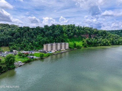 Waterfront Living!! This top 5th floor large 3 Bedroom, 2