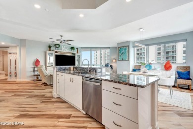 COMPLETELY RENOVATED 3 BED / 3 BATH SKYHOME! Breathtaking views