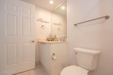 COMPLETELY RENOVATED 3 BED / 3 BATH SKYHOME! Breathtaking views