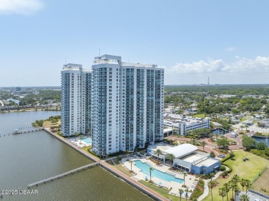 COMPLETELY RENOVATED 3 BED / 3 BATH SKYHOME! Breathtaking views