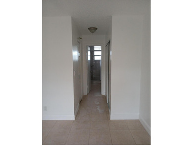 Penthouse end unit condo newly renovated with brand new kitchen