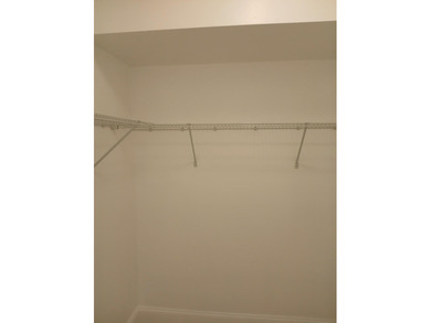 Penthouse end unit condo newly renovated with brand new kitchen