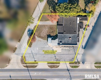 Excellent Location on Hwy 37 North edge of Mt. Vernon