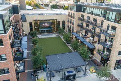 Nestled in the heart of downtown Grand Rapids, Studio Park Tower