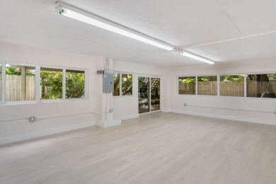 This renovated treehouse retreat is your picture-perfect getaway