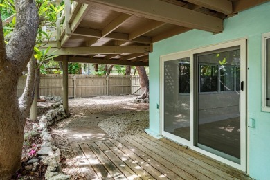 This renovated treehouse retreat is your picture-perfect getaway