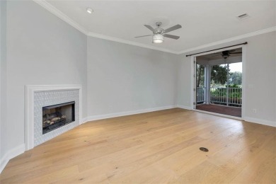 This condo faces a spectacular view of Butler Lake and the King