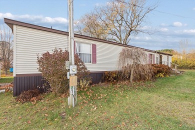 Cozy and affordable living in a peaceful country setting! This