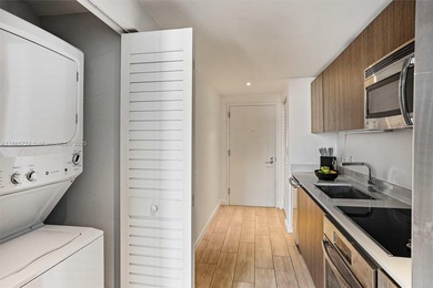 Le Parc at Brickell, Unit 704! Stunning 1 bed/1 bath residence