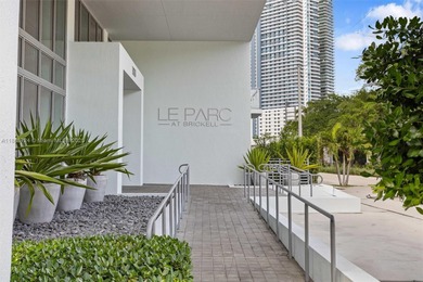 Le Parc at Brickell, Unit 704! Stunning 1 bed/1 bath residence