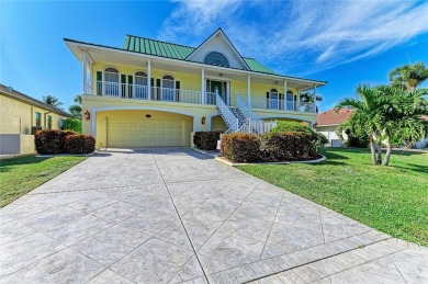 KEY WEST-STYLE WATERFRONT PARADISE *4 - CAR GARAGE* - 5 MINUTES