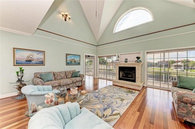 KEY WEST-STYLE WATERFRONT PARADISE *4 - CAR GARAGE* - 5 MINUTES