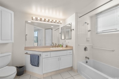 ONE KALAKAUA SENIOR LIVING - Experience premier 55+ living in