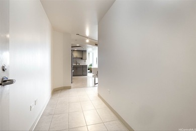 ONE KALAKAUA SENIOR LIVING - Experience premier 55+ living in