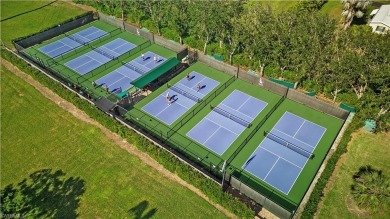 Beautiful second-floor Merano residence with elevator, located