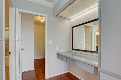 ** GREAT FOR INVESTOR **Tenant in place for one year at $2300