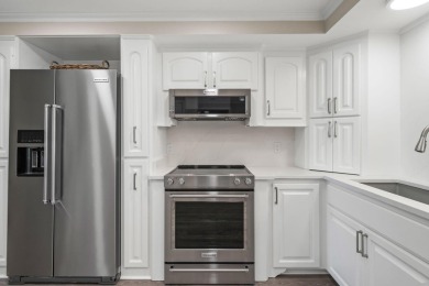 Destin Yacht Club C303 - Renovated Luxury with Gulf & Harbor