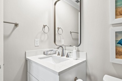 Destin Yacht Club C303 - Renovated Luxury with Gulf & Harbor