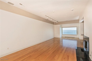 Sophisticated Lakeside Living in Cashelmara! Experience the