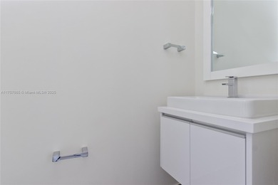 The perfect townhome for entertainment! This townhome offers a