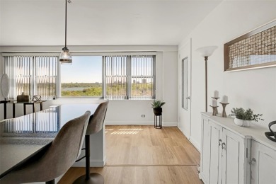 Welcome to this 2 Bedroom, 2 Full Bathroom, Corner Unit with