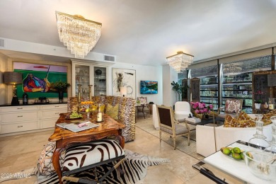 TREEHOUSE IN THE SKY! End unit , east and south, south west