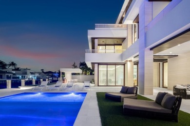 Welcome to 10 Pelican Drive--a super-custom tri-level organic