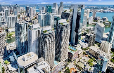 Unmatched 42nd-floor views of Miami's skyline and Coconut Grove