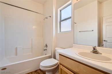 STUNNING JEFFERSON MODEL IN SUN CITY ANTHEM, 2 BEDROOMS, 2