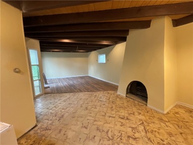 This hidden Rockport 1965 Gem has never been listed. *Historic