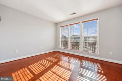 Bright and beautiful corner unit condo facing common area at