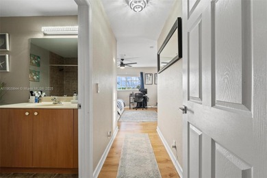 Beautiful 2-bedroom, 2.5-bath townhouse located in Cassas at