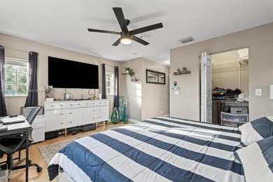 Beautiful 2-bedroom, 2.5-bath townhouse located in Cassas at