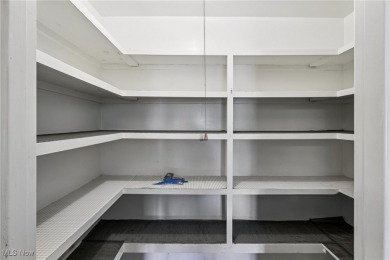 Discover this wonderful condo at the Carlton House, conveniently