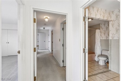 Discover this wonderful condo at the Carlton House, conveniently