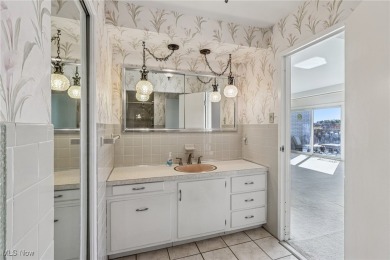 Discover this wonderful condo at the Carlton House, conveniently