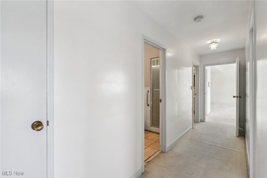 Discover this wonderful condo at the Carlton House, conveniently