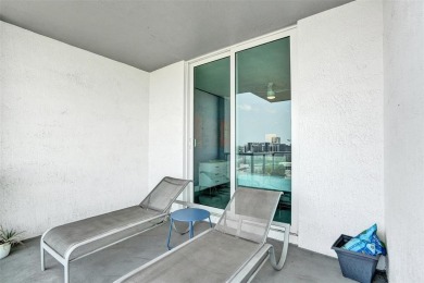 Live in the heart of downtown Fort Lauderdale at Strada 315!