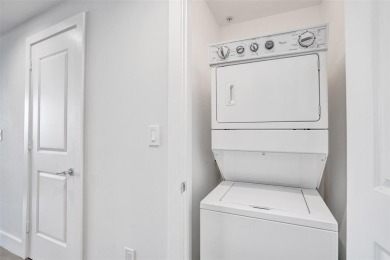 Live in the heart of downtown Fort Lauderdale at Strada 315!