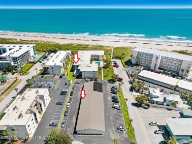 Welcome to your TURNKEY beachside slice of paradise! Lovely 2