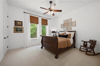 Discover the perfect blend of comfort, style and privacy in this