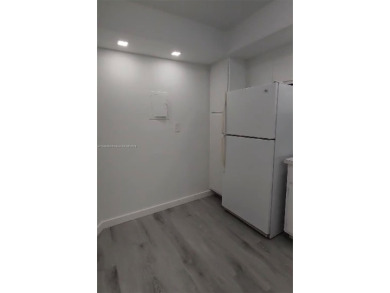 TOTALLY RENOVATED UNIT!!!   OWNER FINANCE ! 30 %DOWN. INTEREST