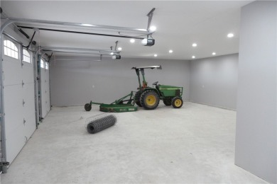 2.56 acre estate size lot fully fenced. Ideal set up for Short