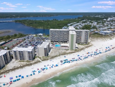 Pinnacle Port is a 25 acre Sanctuary located at the far West end