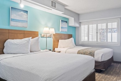 One bedroom OCEANFRONT unit with stunning views up and down the