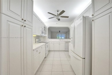 MOTIVATED SELLER! Move in ready 2 bed/2 bath condo in beautiful